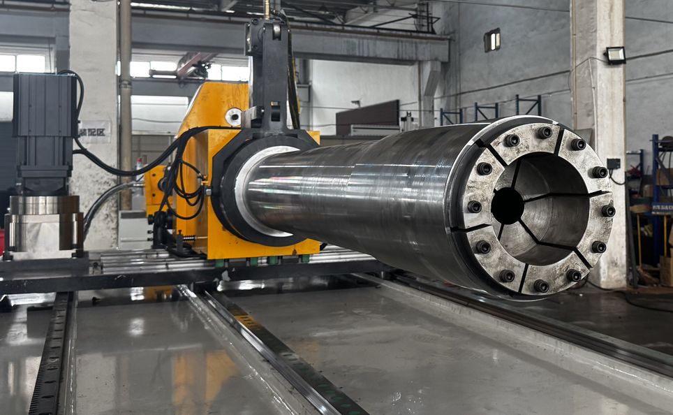 Plne automatický stroj na ohýbanie rúr CNC série L so servo-hydraulickým ovládaním