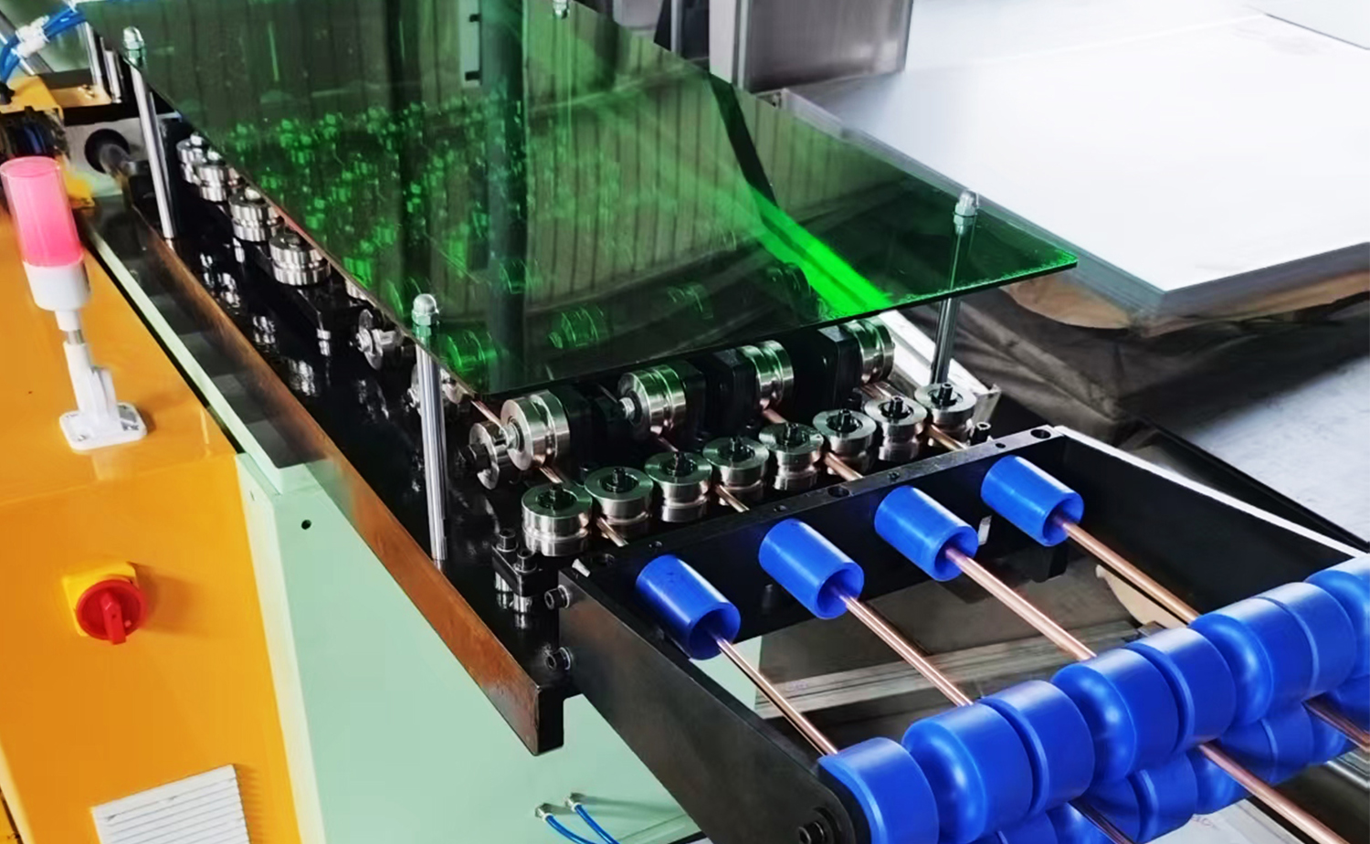 SC-4-1000A Automatické vyrovnávanie rúrok bez triesok