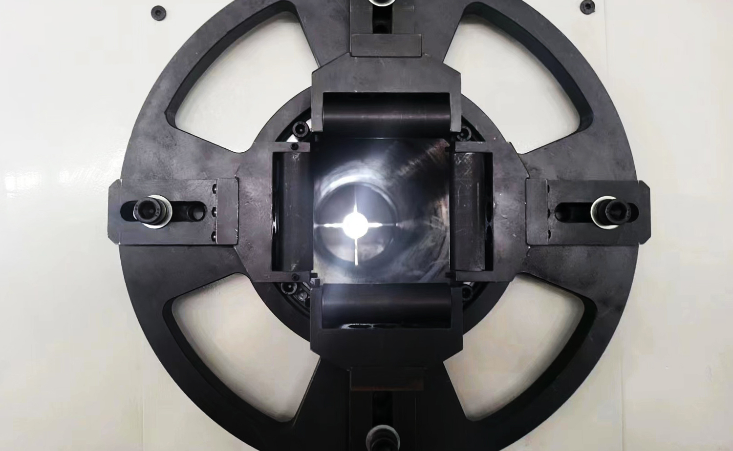 MCJG120 3D laserový rezací stroj na rúrky