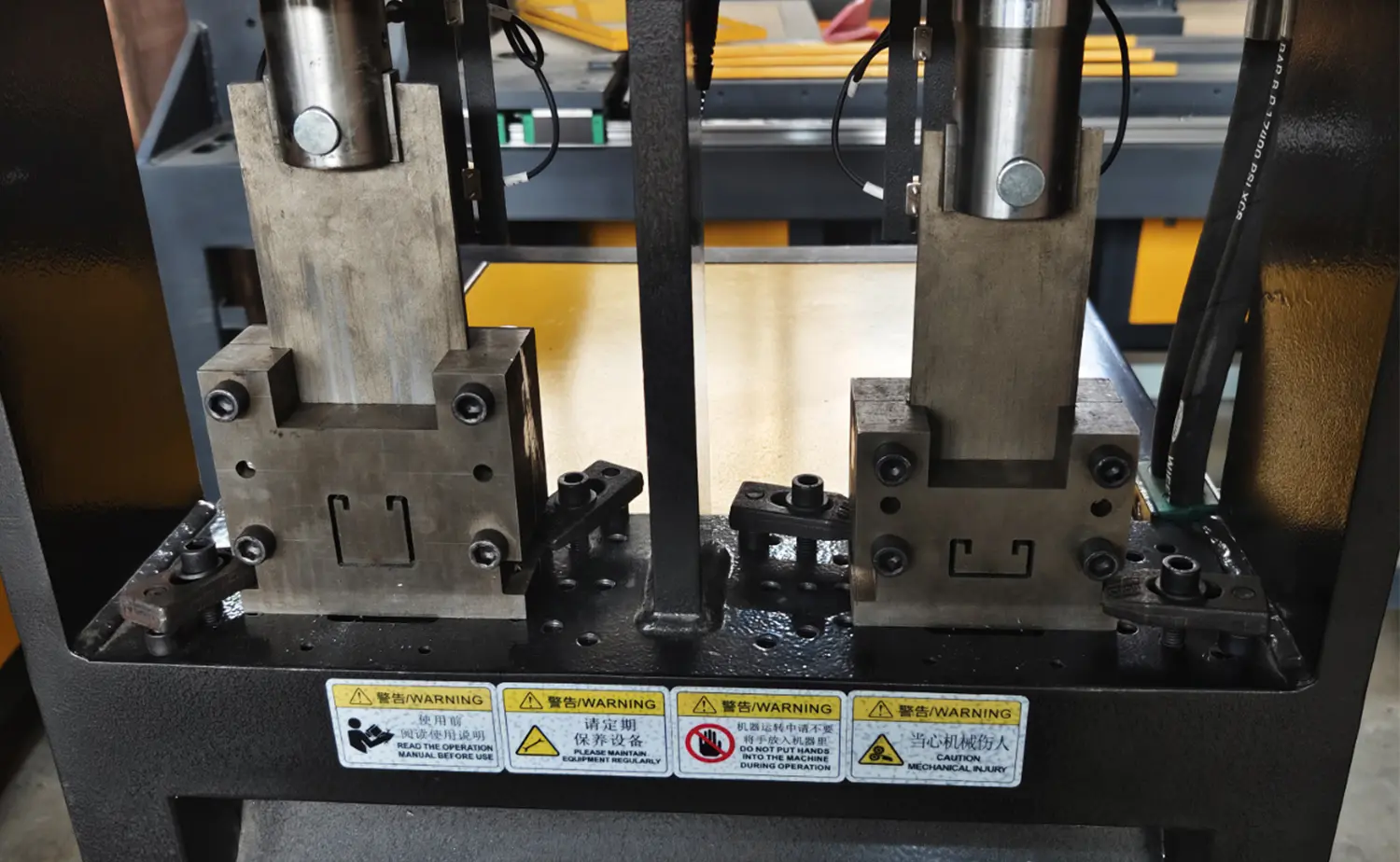 HS-P-100-2P Semi-automatic Punch Machine